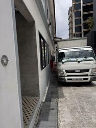 Geylang Road (D14), Retail #453440451